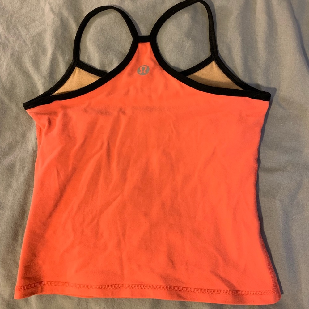 Lululemon tank top with light lining